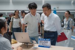 <b>方案筹谋、组织实施到展出、现场演</b>